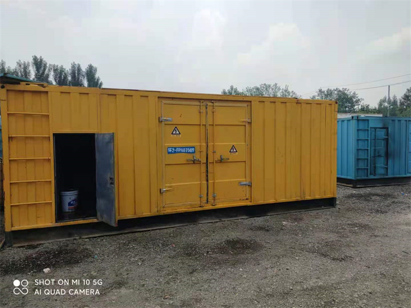 龙安200KW柴油发电机组需要配备什么型号的电缆线？